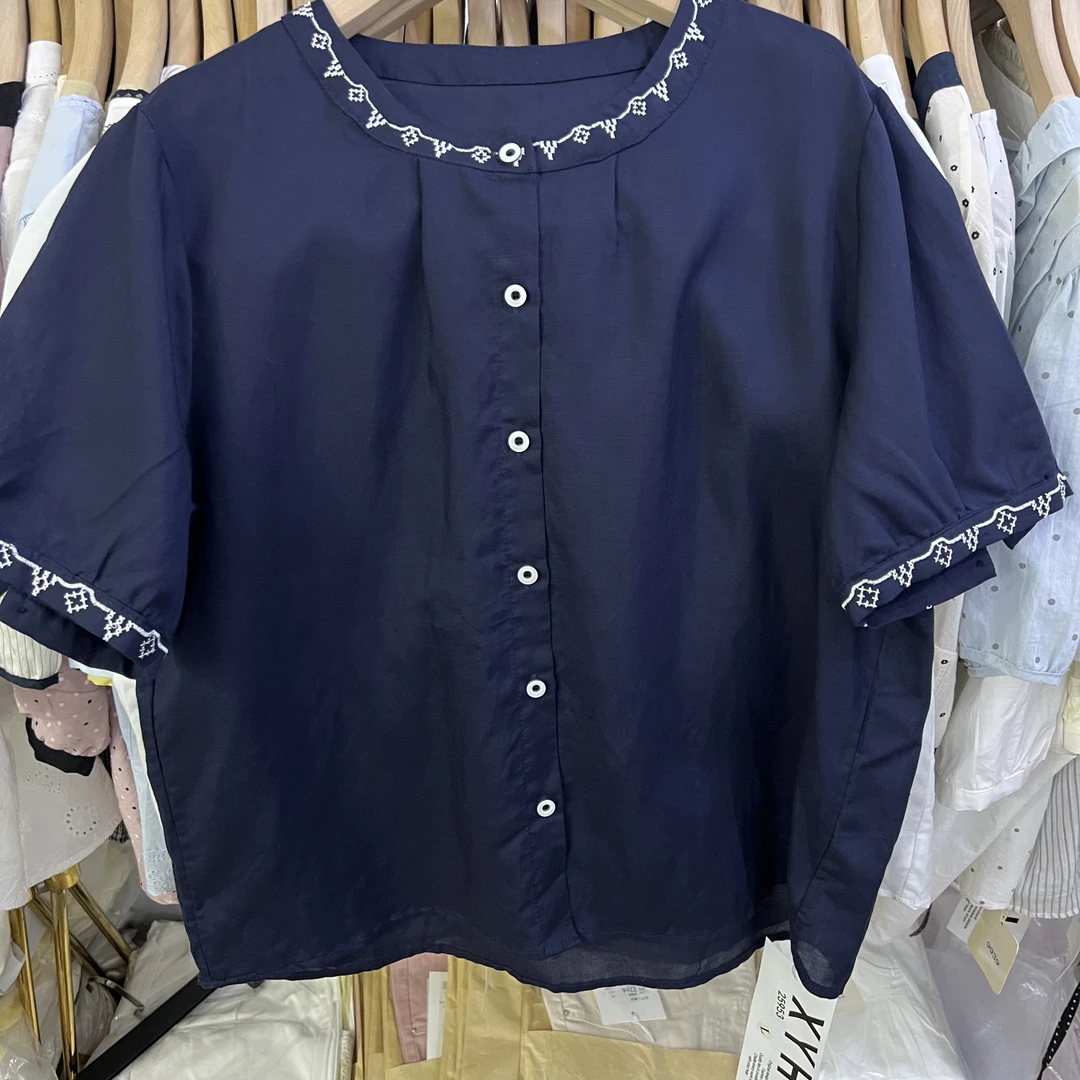 民族风白色圆排扣小衫夏季