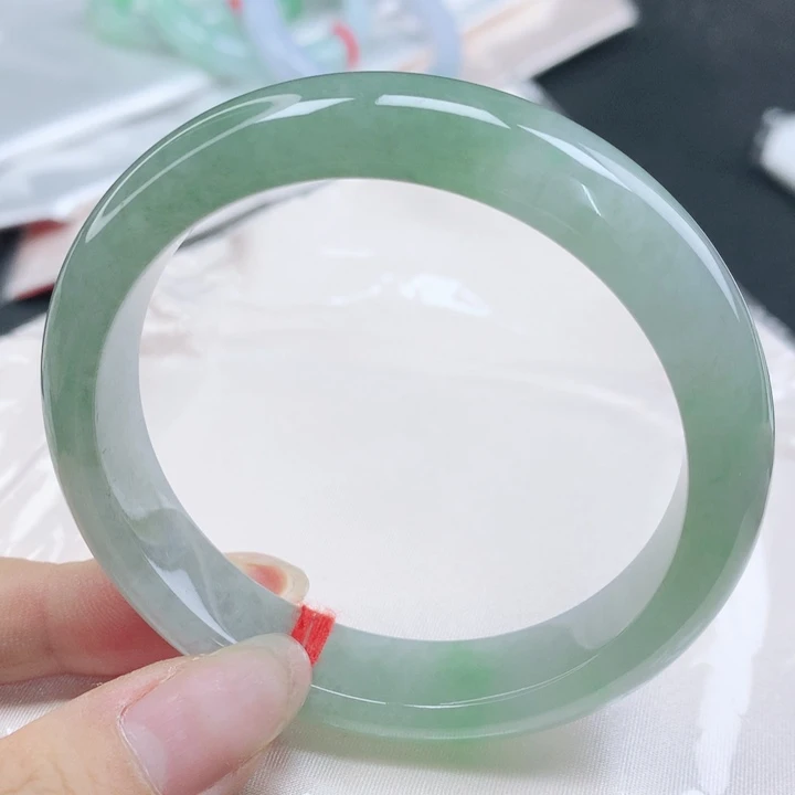 翡翠未镶嵌手镯缅甸58.0冰润冰绿半山水正圈