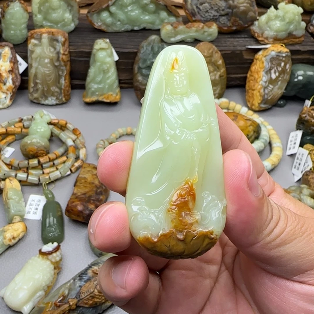 黑***牛岫岩河磨玉（透闪石质玉）未镶嵌珠宝奇石