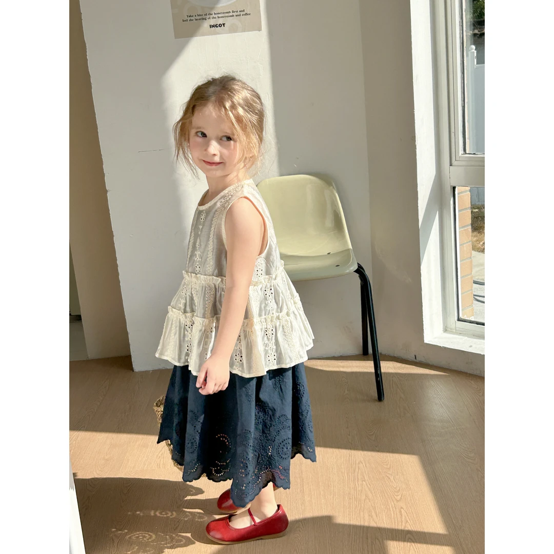 5784楚心然女童夏装新款法式宫廷风花朵镂空背心套装吊带裙两件套