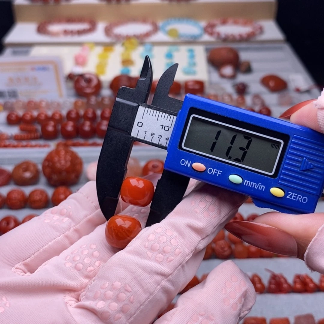 南红玛瑙配饰未镶嵌S****七小微瑕