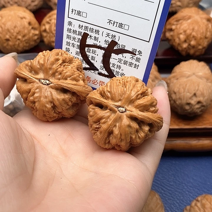 桃核吊坠静*粗筋狮子头40