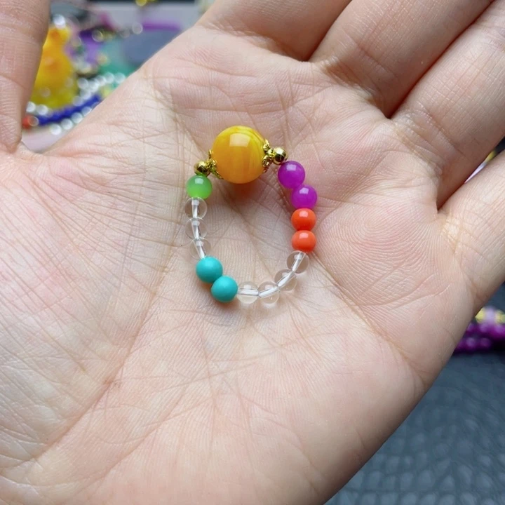 树脂制品110号彩色戒指