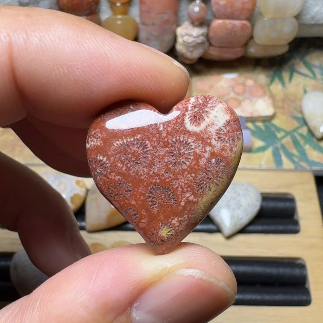 硅化玉纯天然色有机玉石保真色未镶嵌妮*镶嵌经典扣头