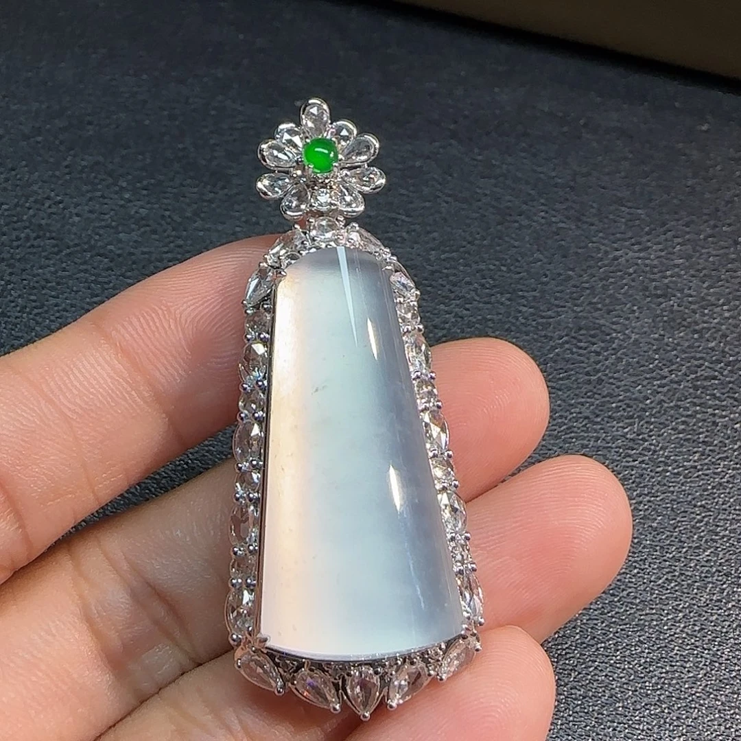 翡翠18K金镶嵌吊坠(不含链)无事牌