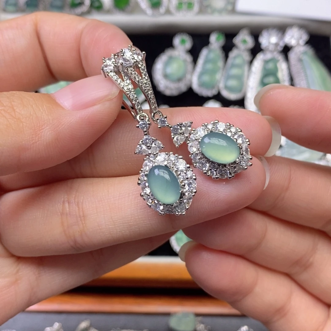 翡翠未镶嵌颈饰天然