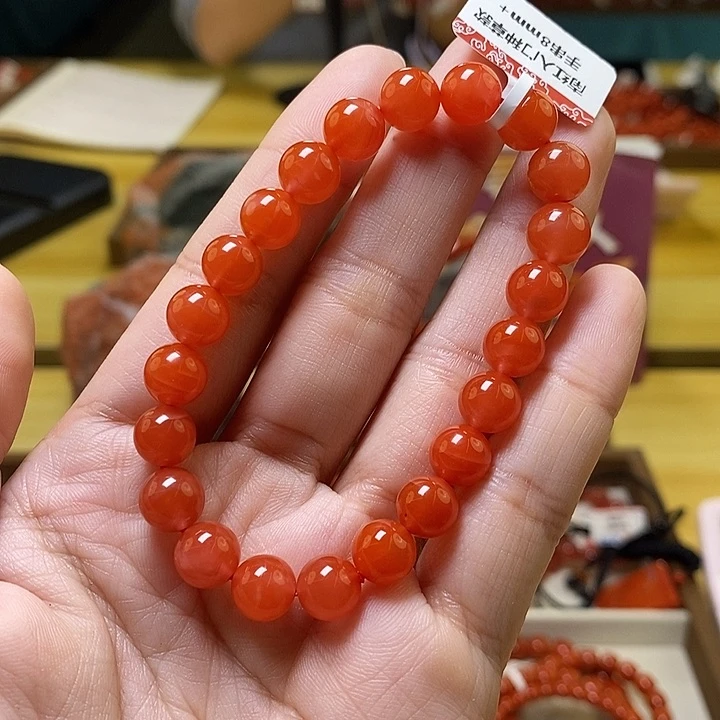 未镶嵌卡8+南红玛瑙