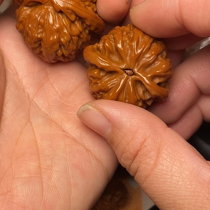 宝***哥文玩核桃把件白39