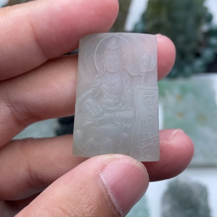 未镶嵌定制翡翠水月观音