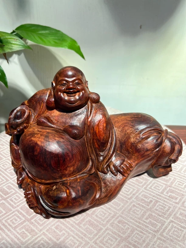 手工雕刻陶瓷弥勒佛摆件创意桌面雕塑玄关大肚笑佛红木工艺品