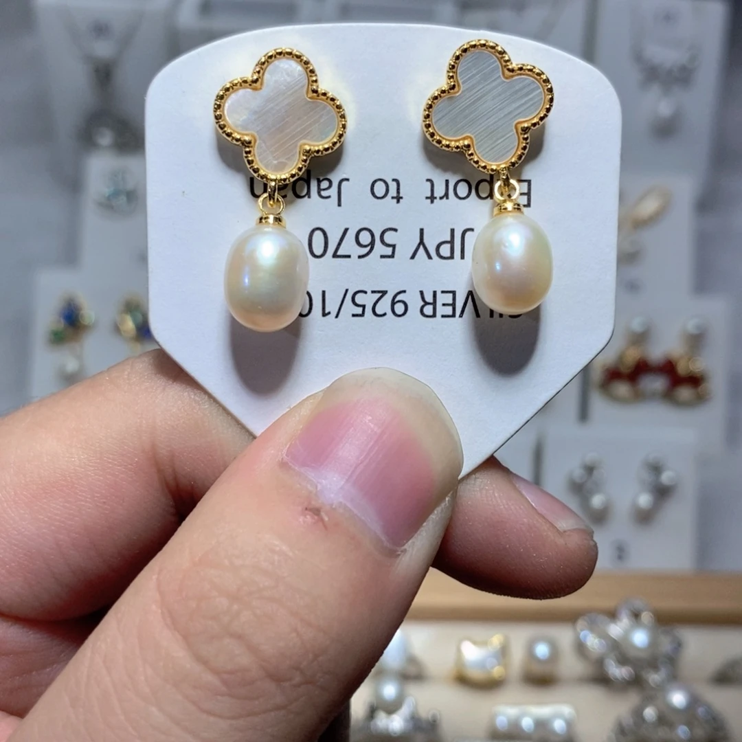 淡水珍珠银S925镶嵌耳饰