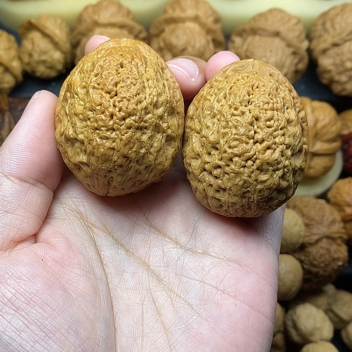 吊坠桃核江**串罗汉头42尺