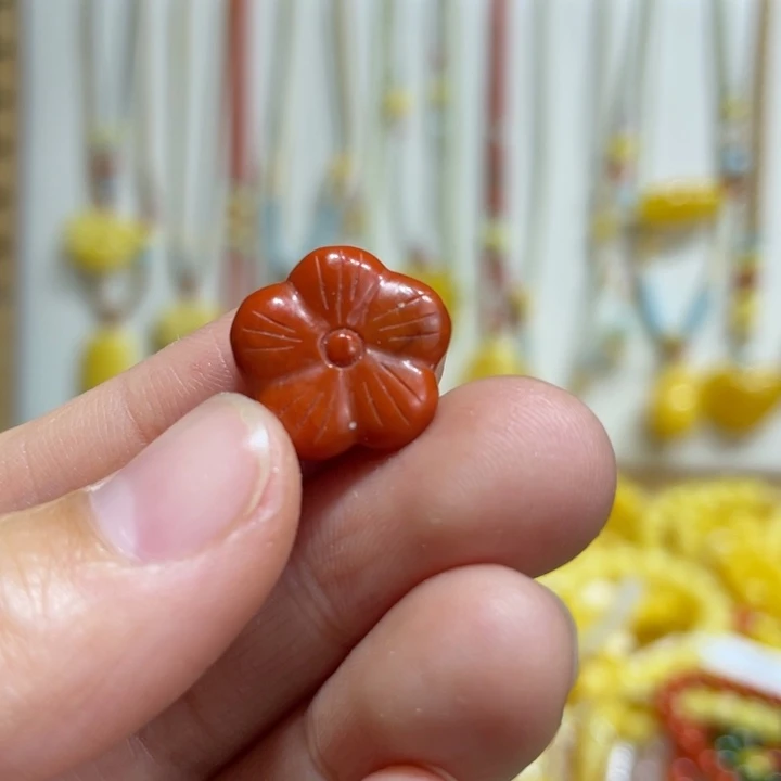 南红玛瑙未镶嵌特价特价