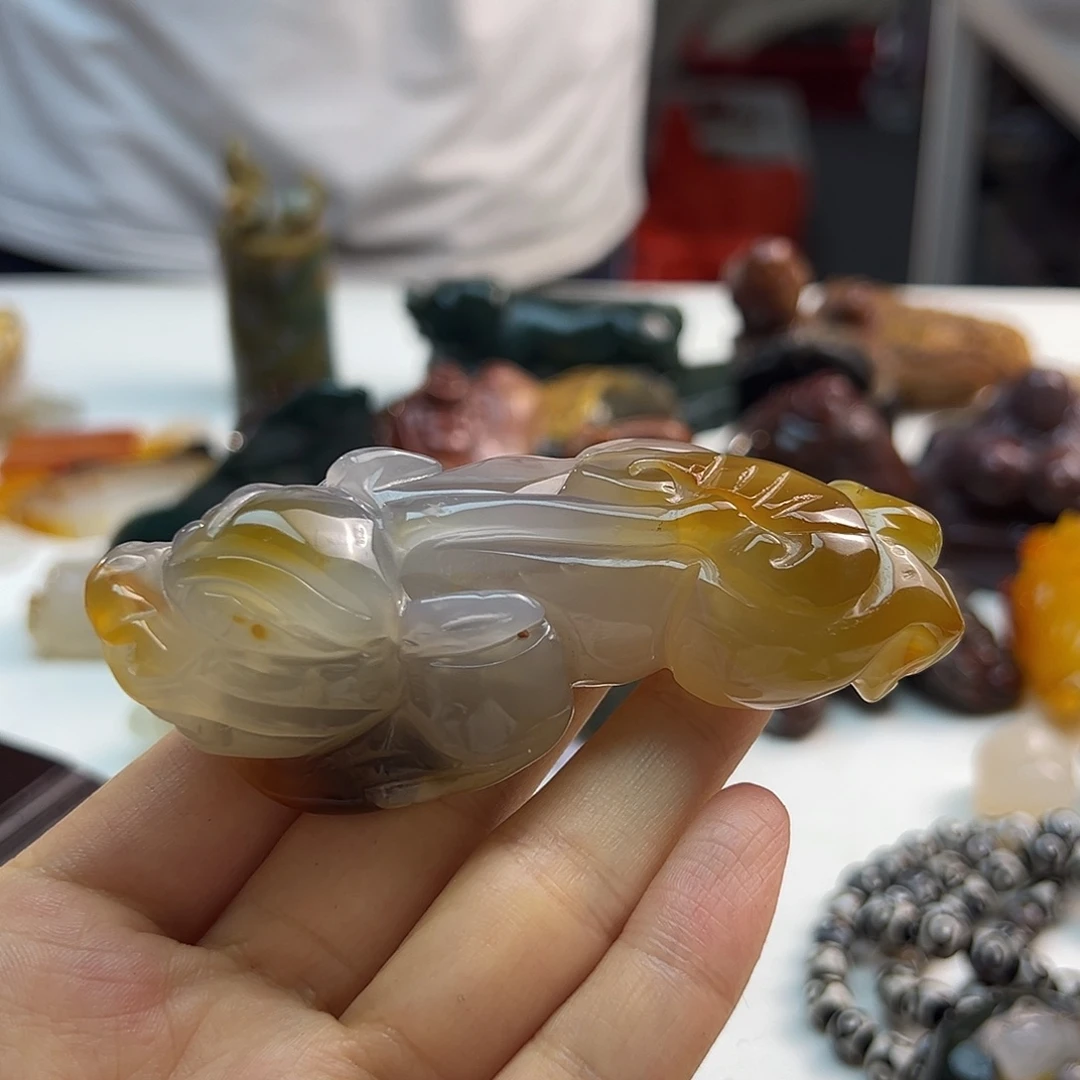 玛瑙/玉髓未镶嵌颈饰