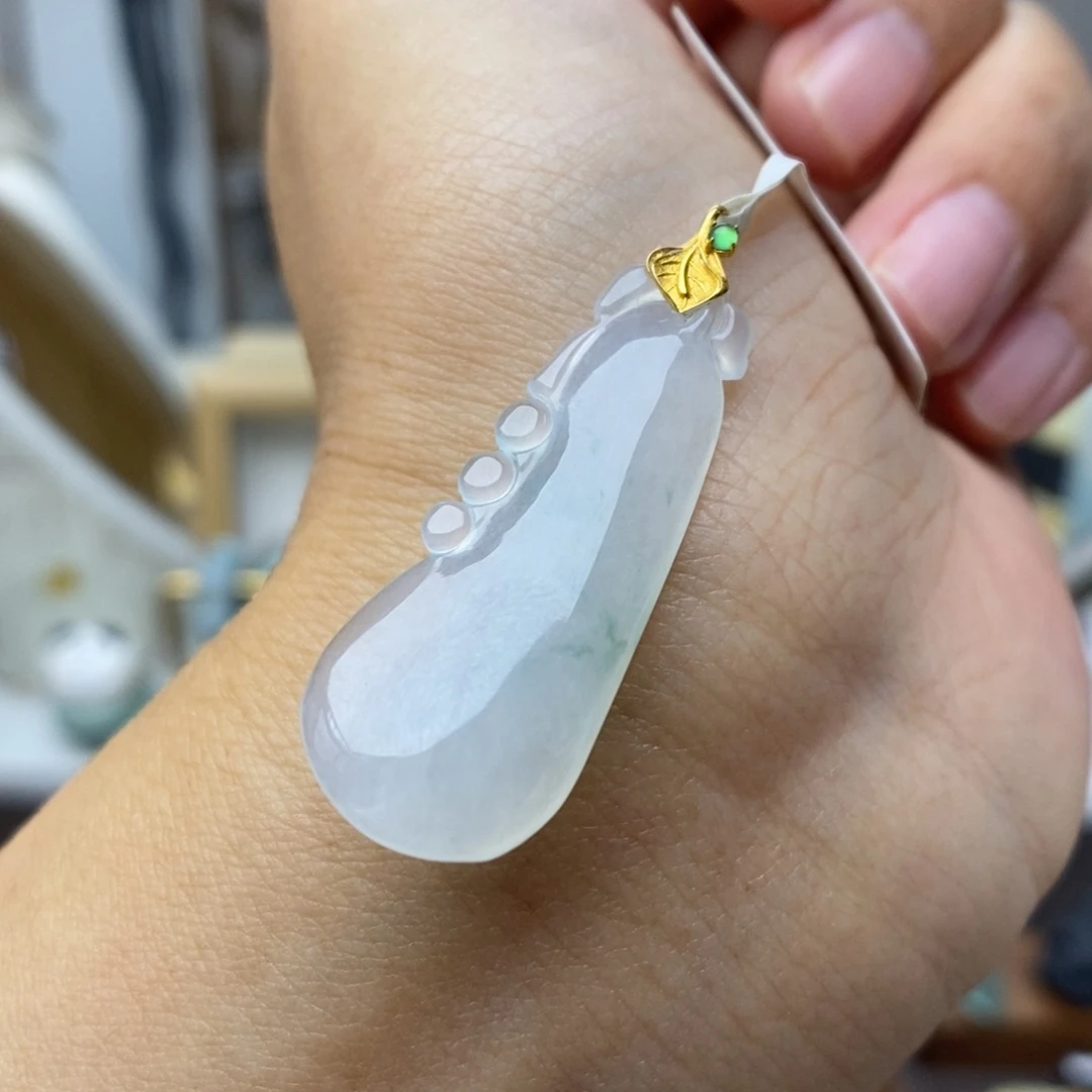 【闪购商品】颈饰18K金镶嵌翡翠27