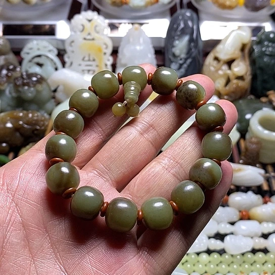 和田玉未镶嵌手链