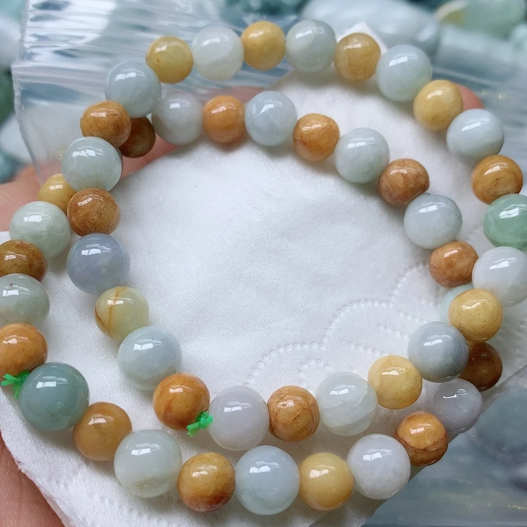 翡翠颈饰未镶嵌手串