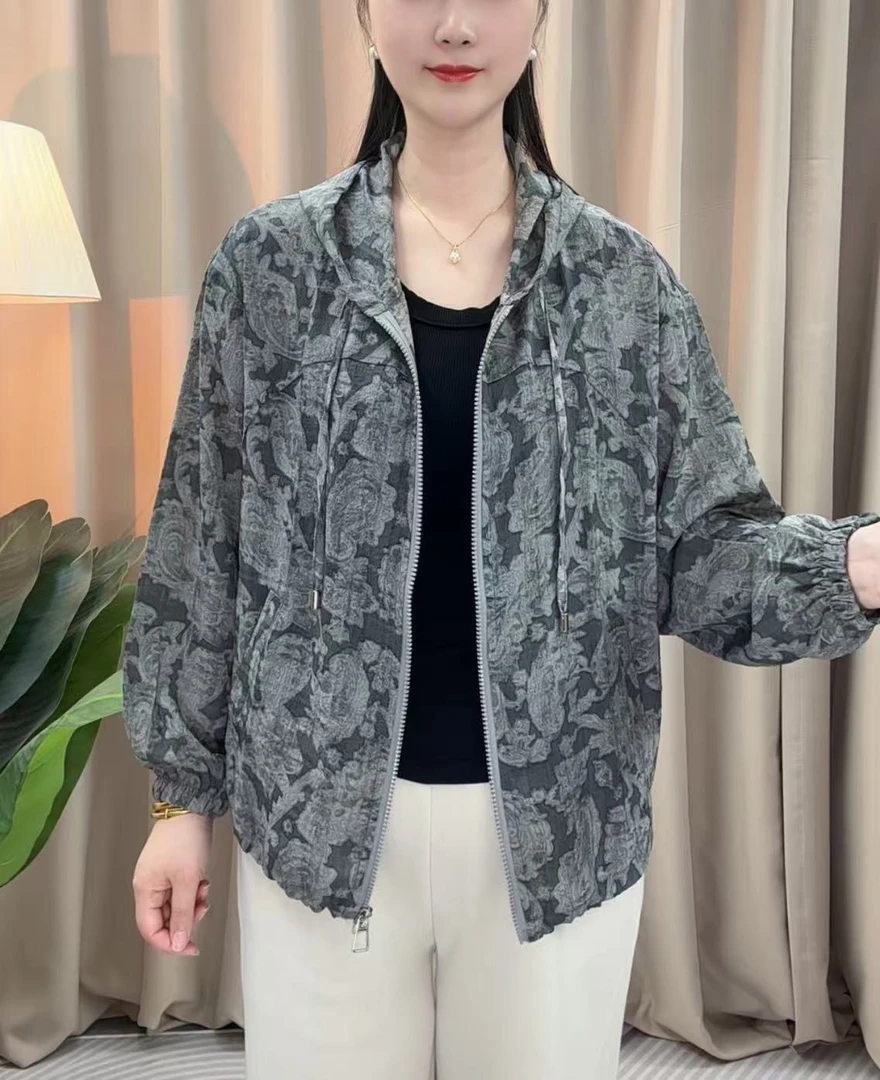 2025年夏季新款舒适显瘦洋气宽松减龄透气休闲薄款防晒外套