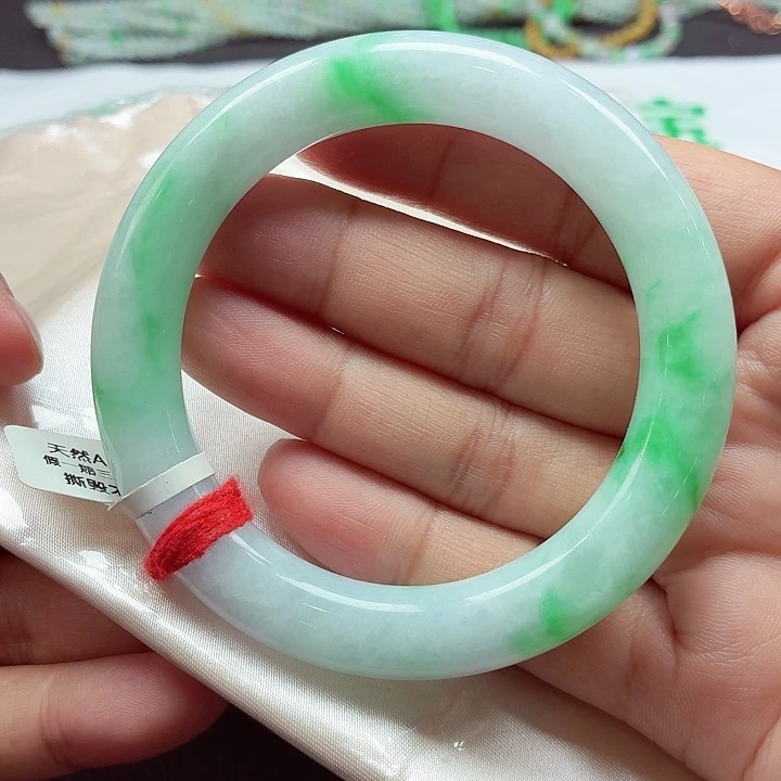 翡翠未镶嵌手镯天然缅甸A货翡翠