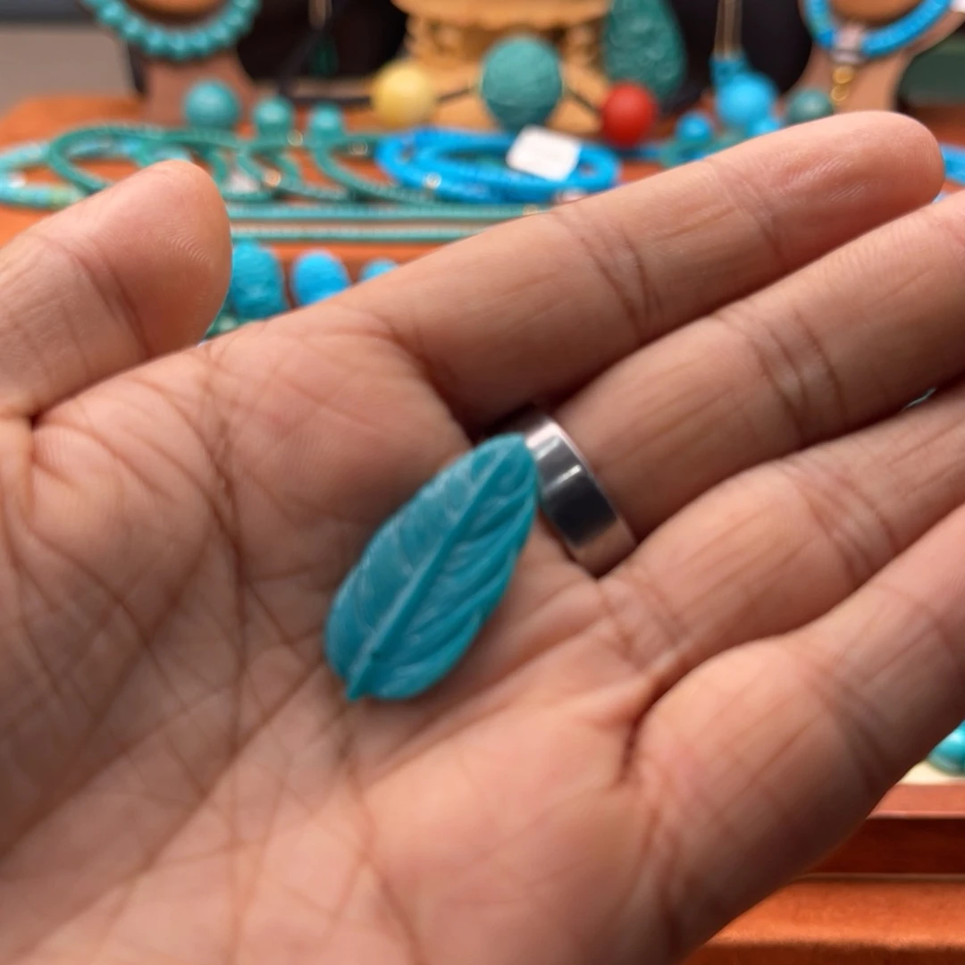 未镶嵌绿松石珠宝奇石