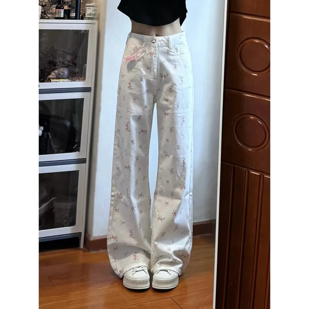 设计感杏色小碎花直筒牛仔裤女高腰宽松百搭显瘦清新休闲阔腿长裤