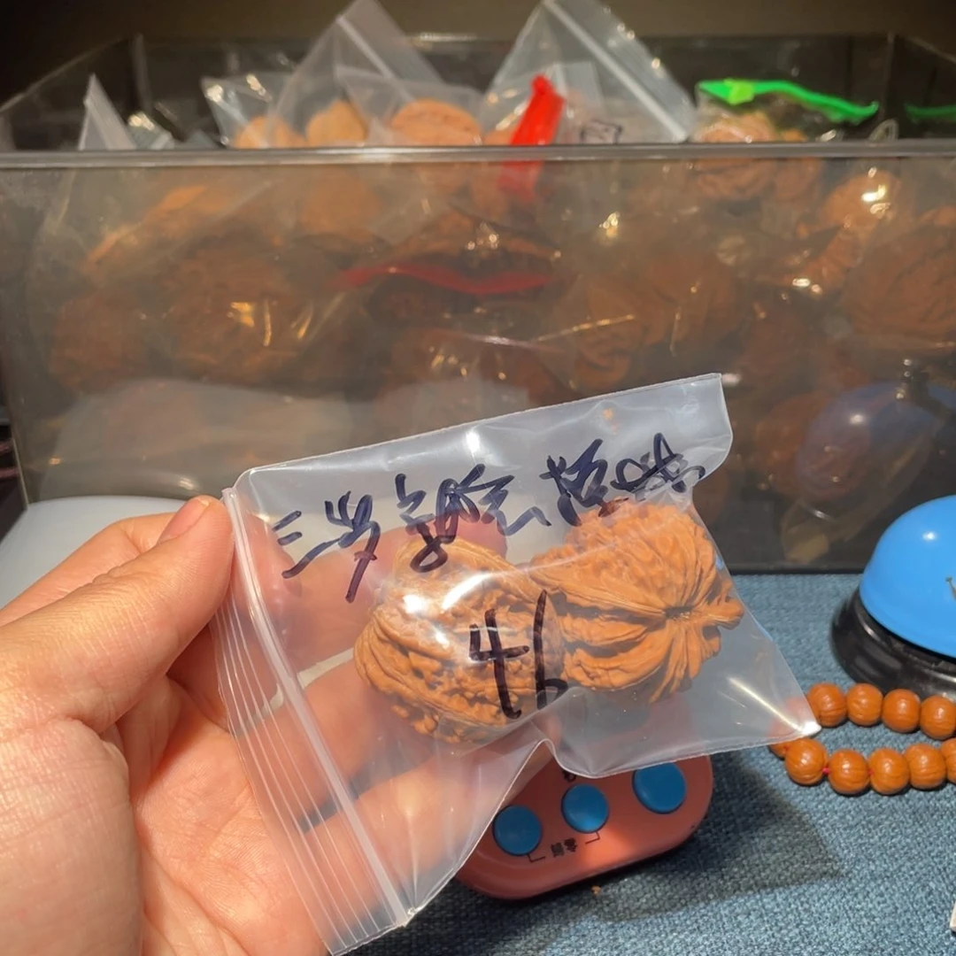 文玩核桃把件三****妹47655677666