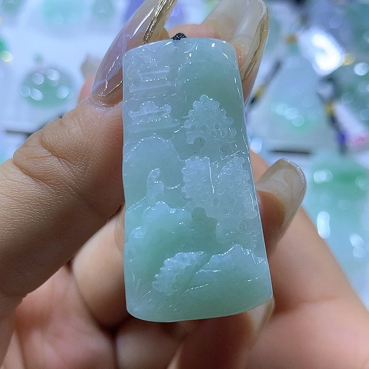 翡翠颈饰未镶嵌天然翡翠A货吊坠