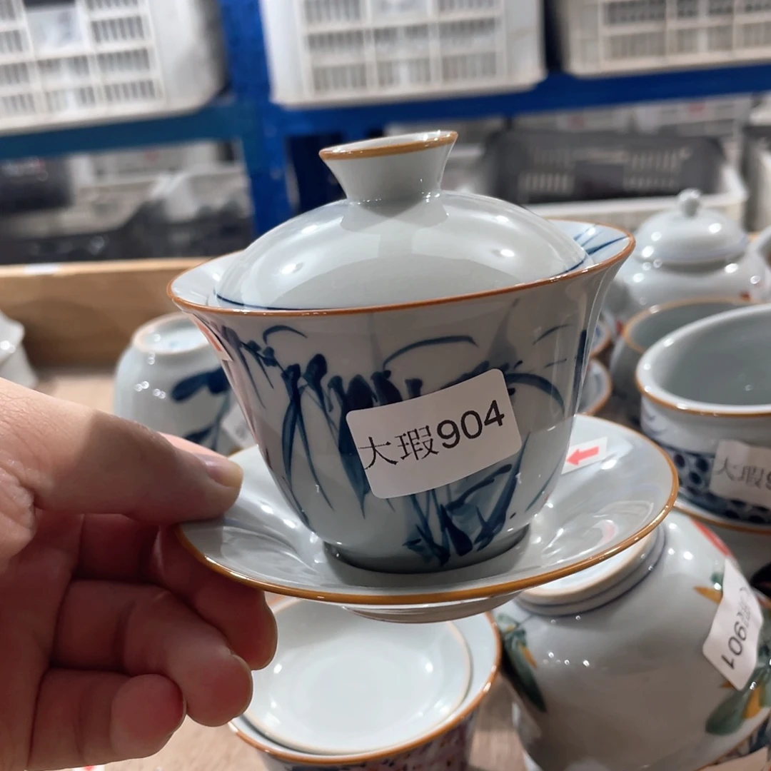 釉下手绘茶具微瑕