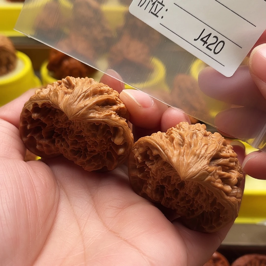 凯***筑文玩核桃吊坠蛇王48