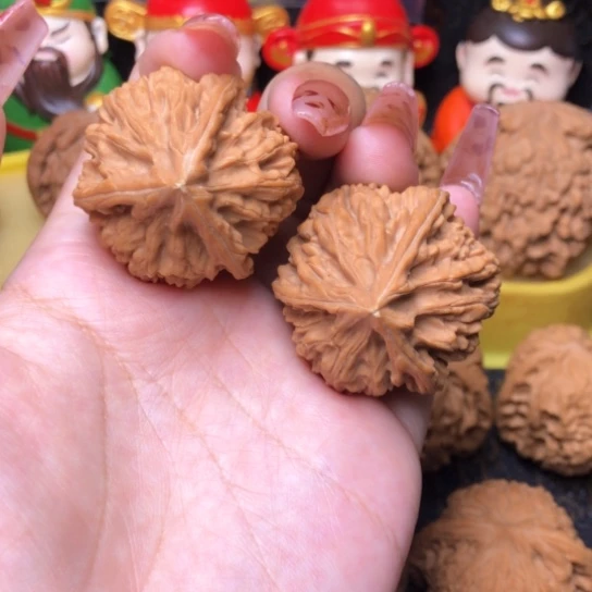 吊坠文玩核桃文山三棱