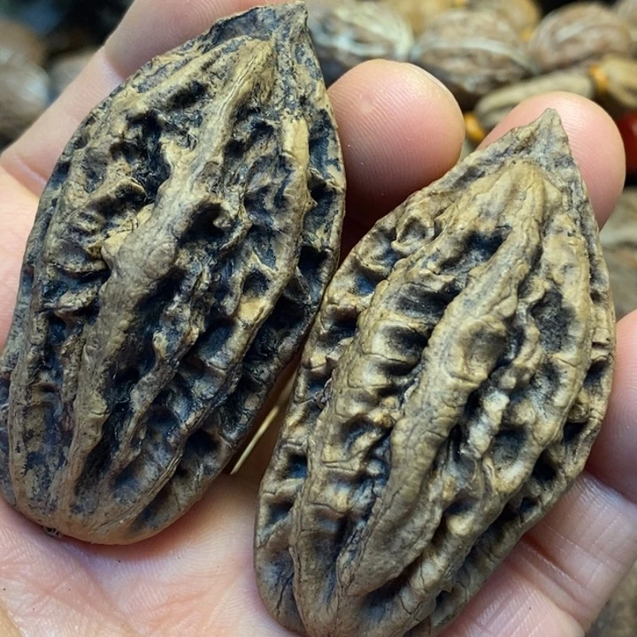 吊坠桃核娜姐你是8