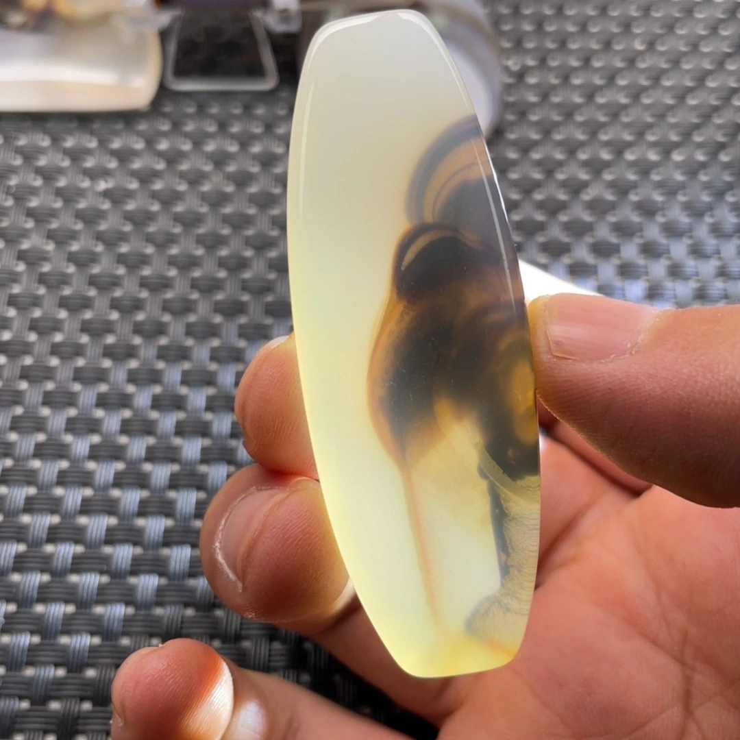 未镶嵌颈饰玛瑙/玉髓飘**魔