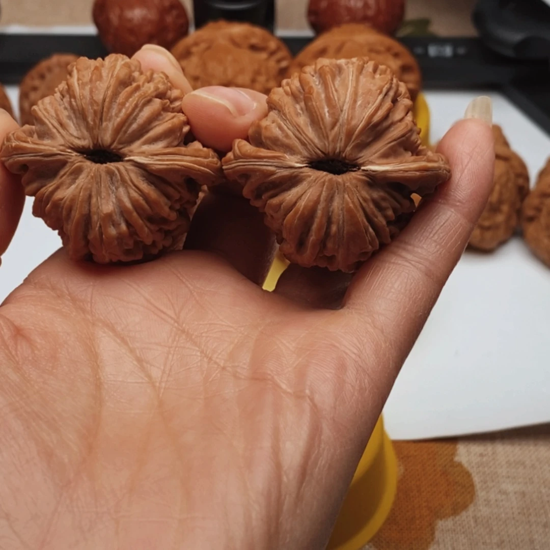 文玩核桃把件四座楼