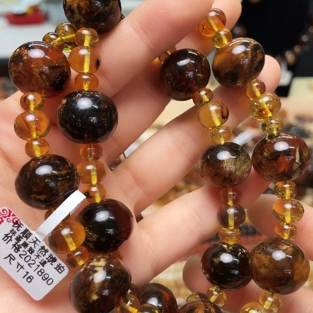 琥珀裸石未镶嵌十七10111