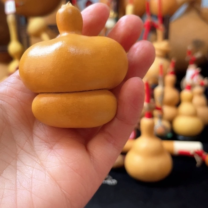 主**帅葫芦岛市委组织部副部长的陪同工作