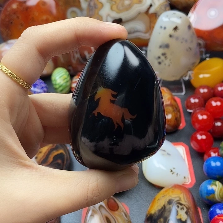 玛瑙/玉髓未镶嵌珠宝奇石