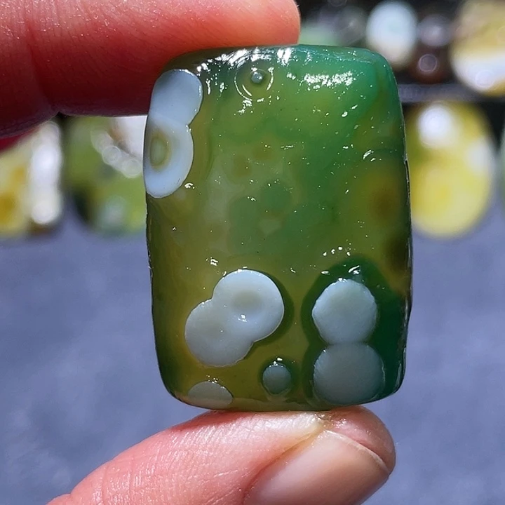 玛瑙/玉髓未镶嵌珠宝奇石