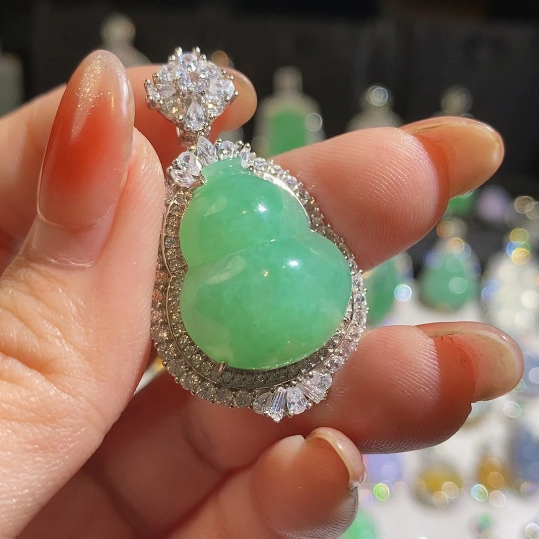 翡翠颈饰银S925镶嵌?****诺天然翡翠