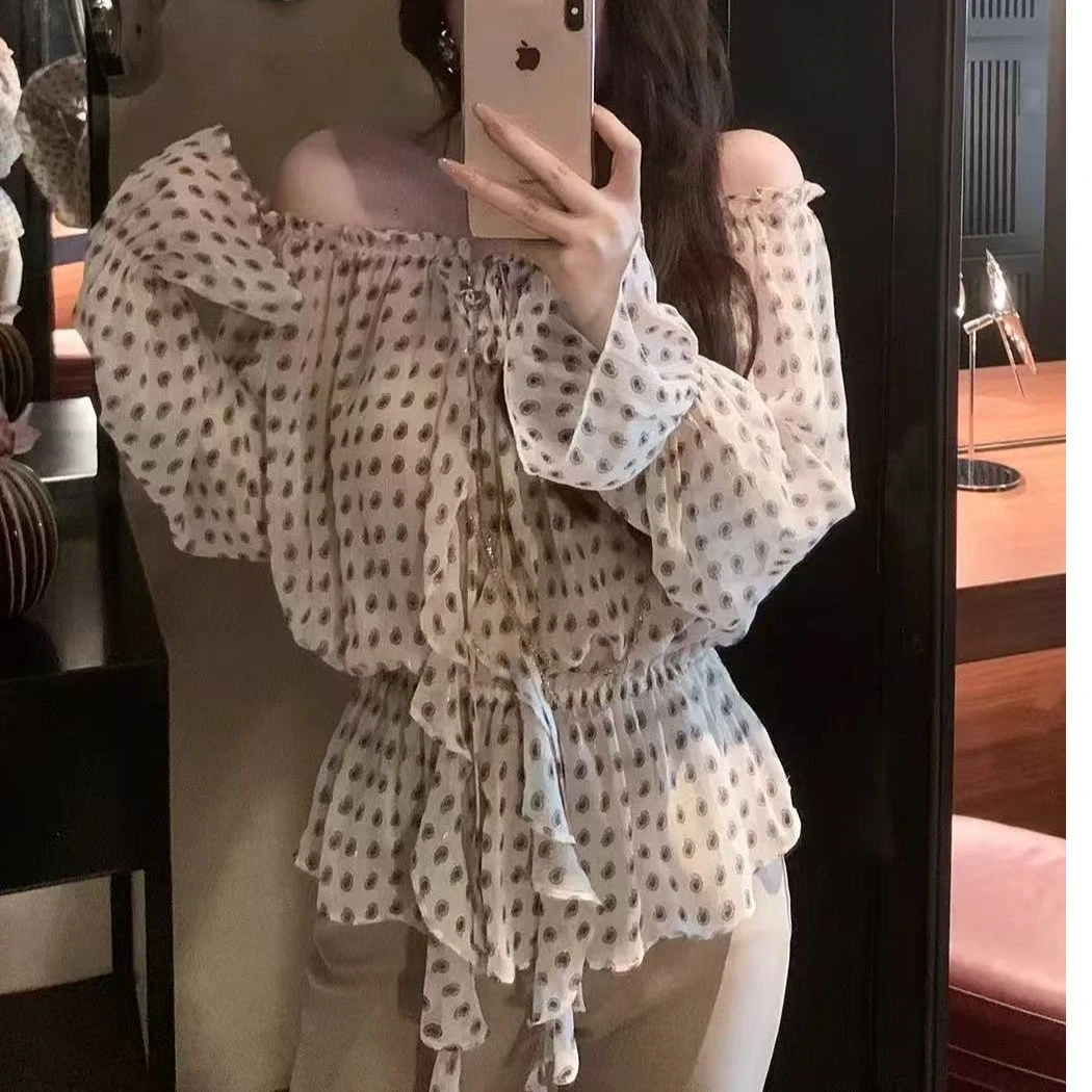 温柔复古设计感一字肩波点飘带衬衫女装秋季别致减龄宽松显瘦上衣