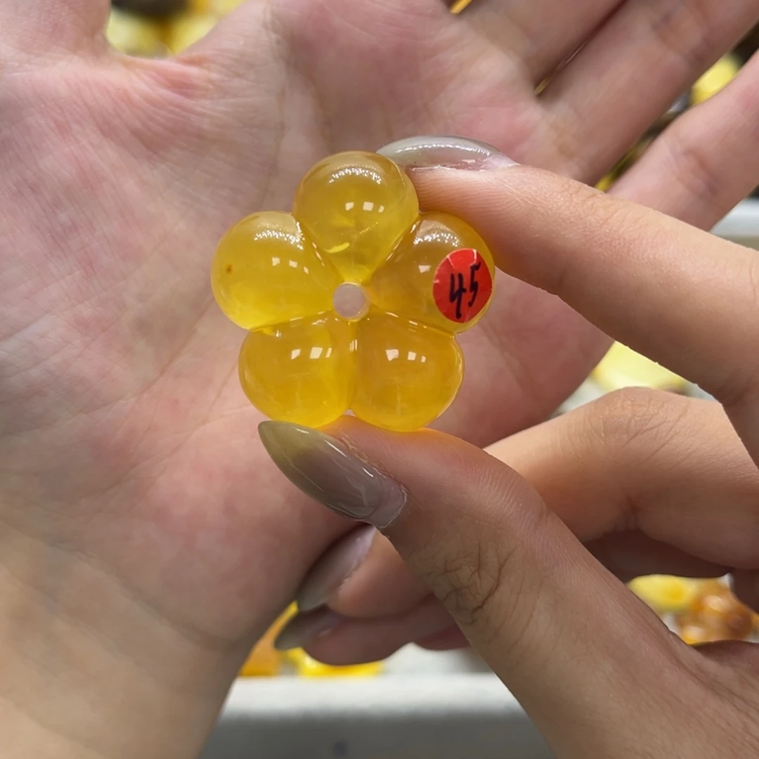琥珀未镶嵌颈饰天然琥珀俄料花花45特价款