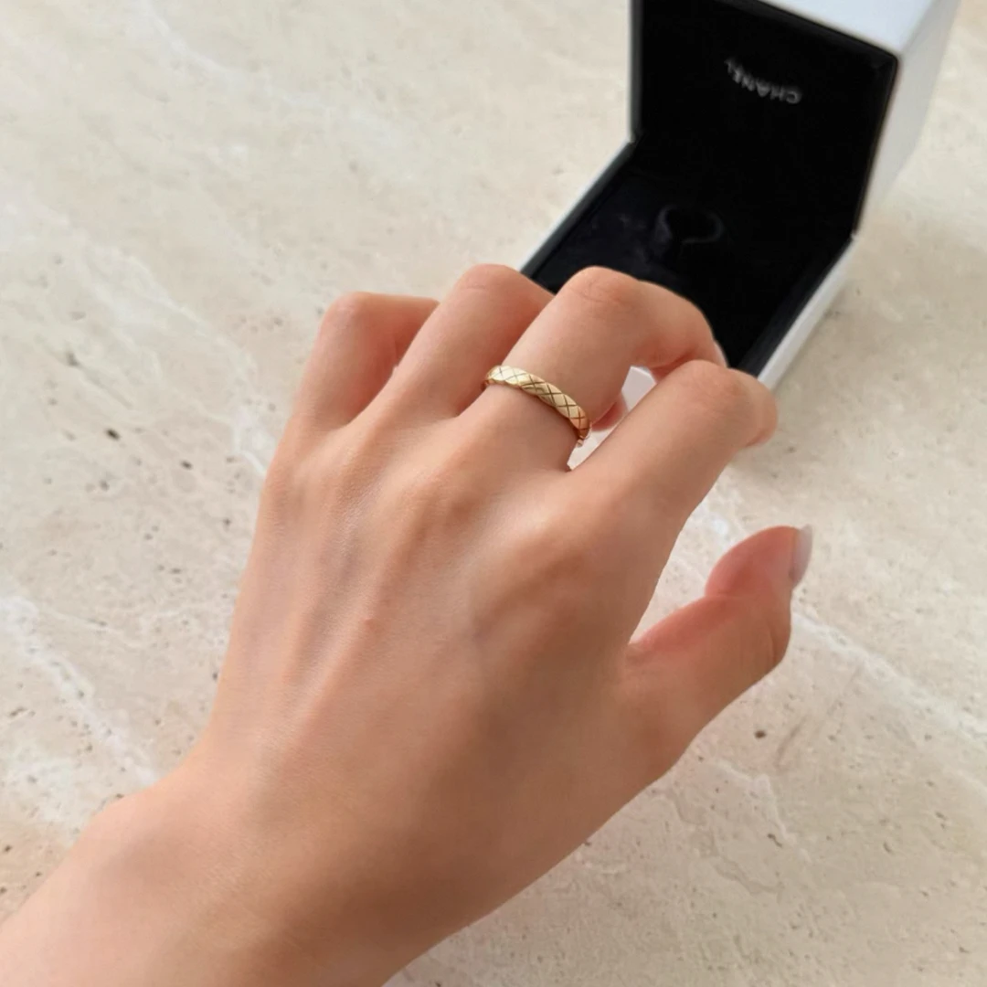 99新 Chanel/香奈儿 49码k黄 香奈儿/戒指/指环/8392