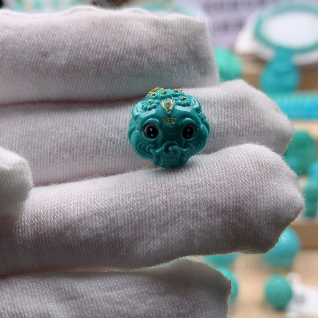 绿松石配饰未镶嵌