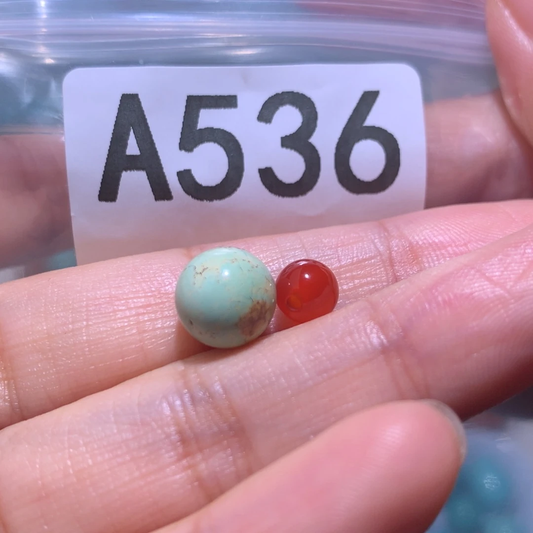 南红玛瑙未镶嵌珠宝奇石
