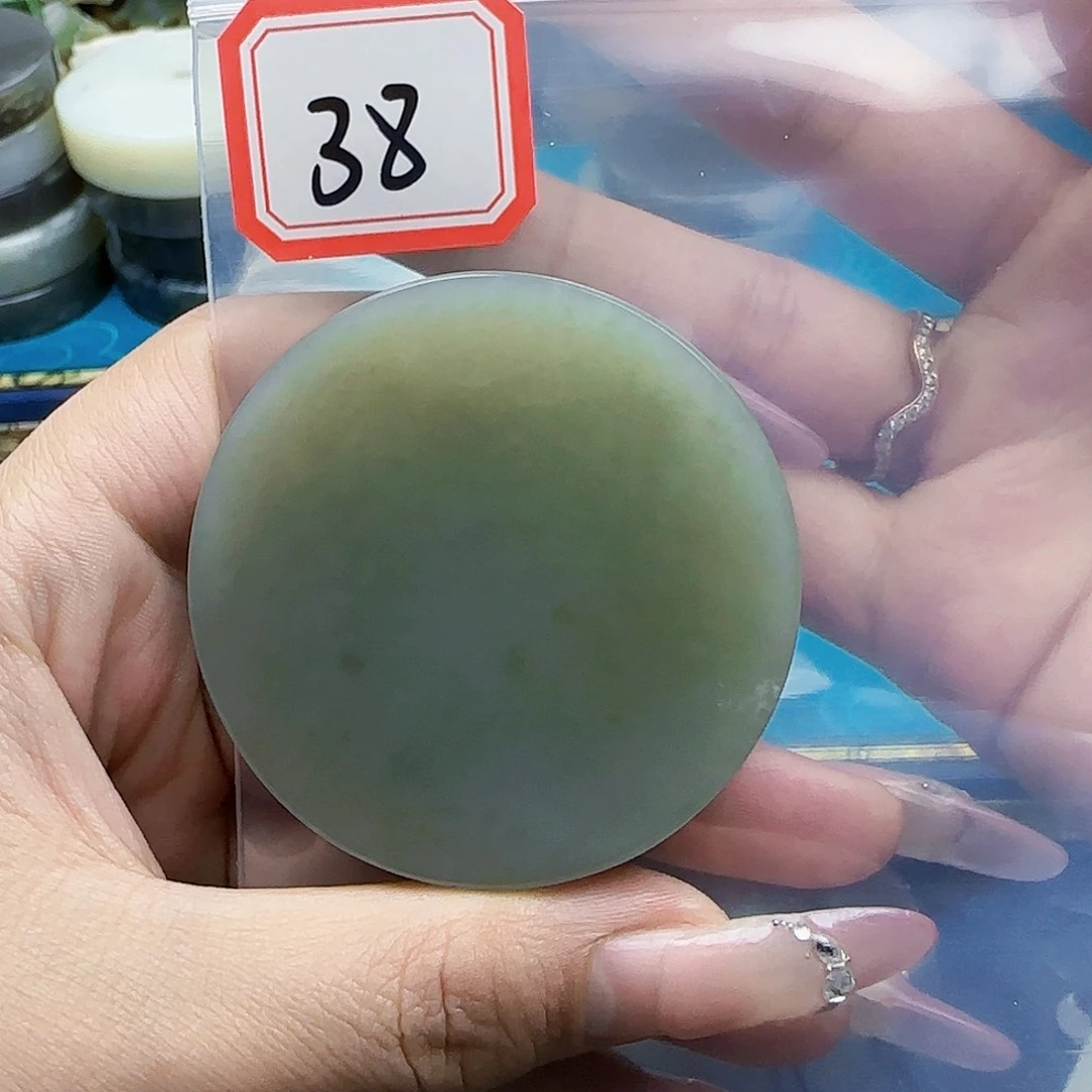 和田玉未镶嵌珠宝半成品