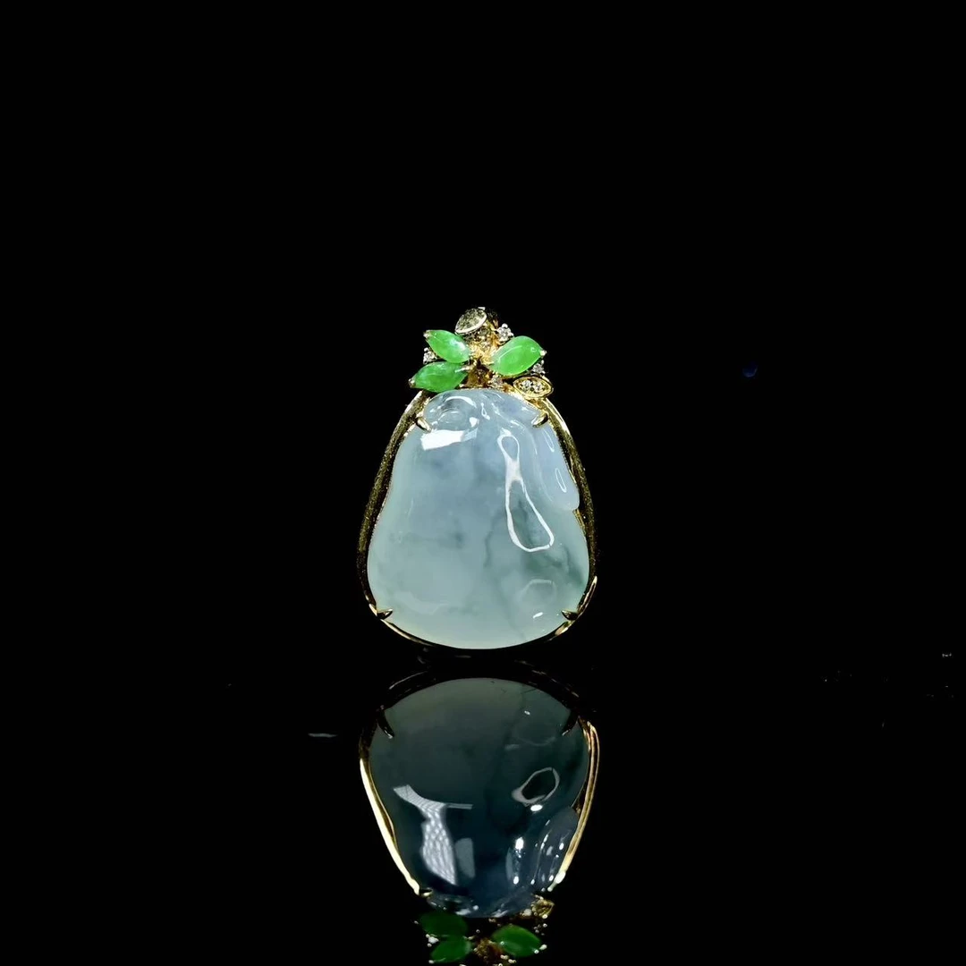 天然缅甸翡翠A货18k黄金飘绿福瓜吊坠/12120153/拍卖