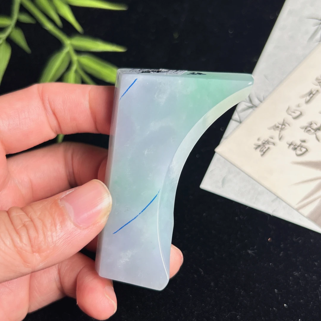 缅甸A货翡翠定制专用单材料，尺寸65*26*11.8