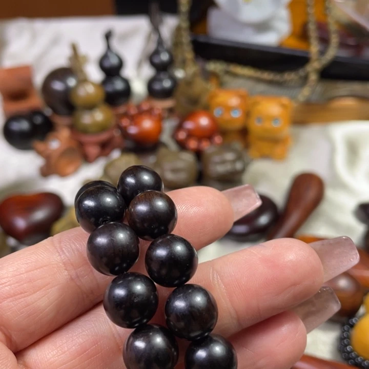 维腊木（绿檀）@***洧11111