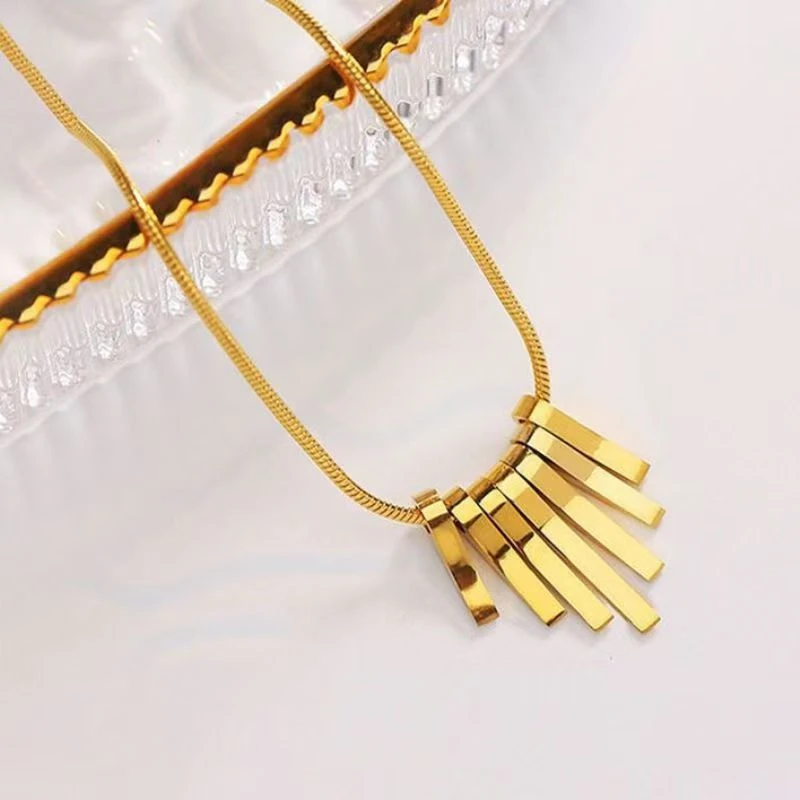 铜合金项链 冷淡风七条扇形小方条几何高贵流苏线条项链（赠项链）