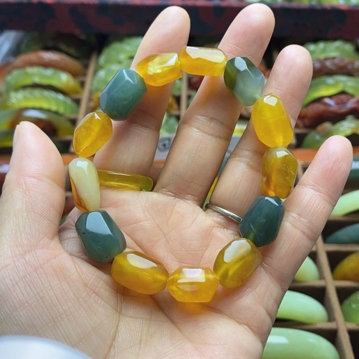 蛇纹石玉未镶嵌手链
