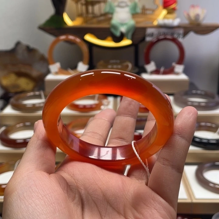 玛瑙/玉髓未镶嵌手镯